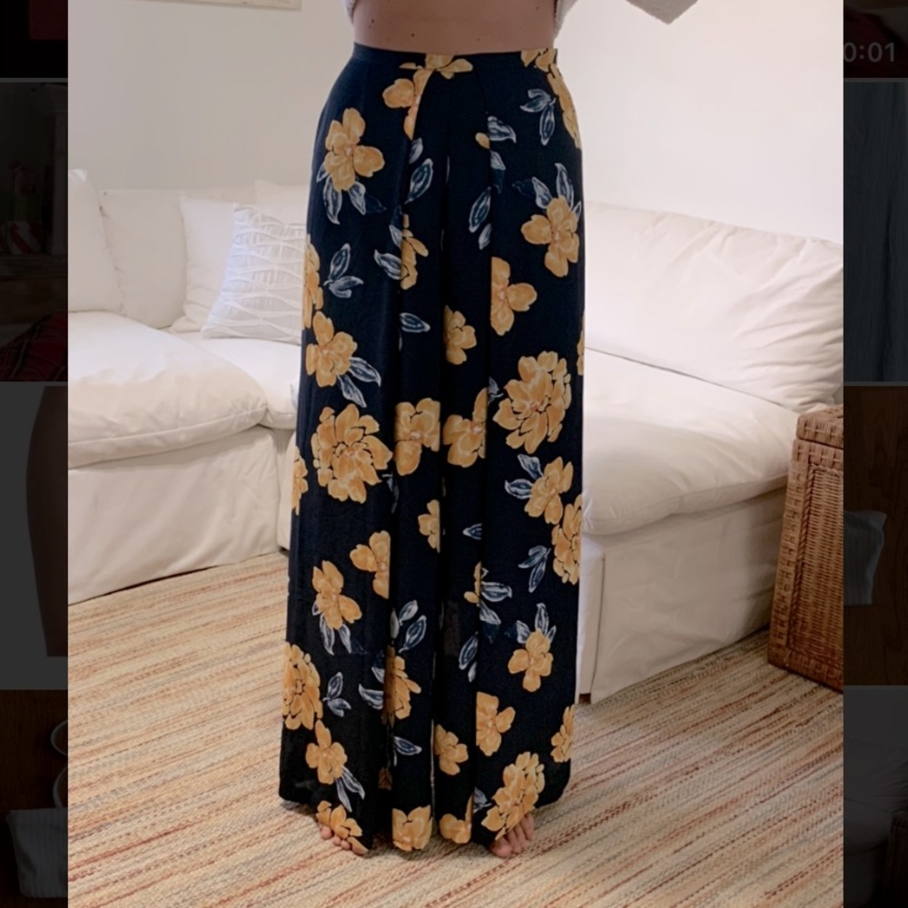 Anthropologie Paper Crown Pants
